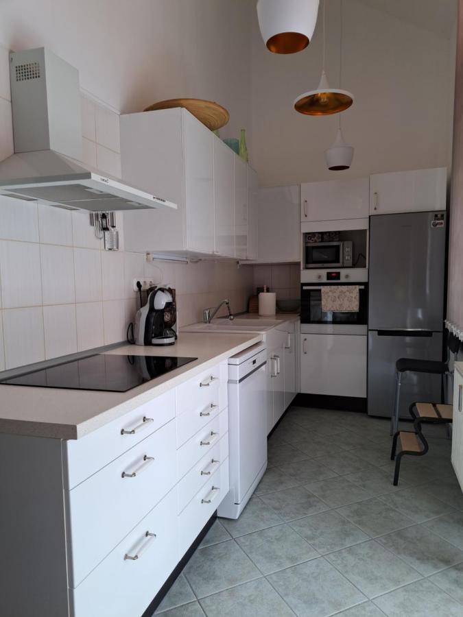 Rozsa Apartman Keszthely Exterior photo